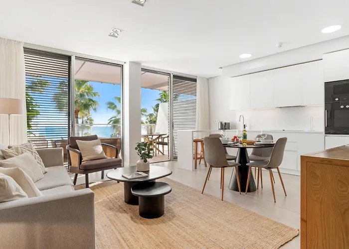 Casa Costa Tropical إِستيبونا